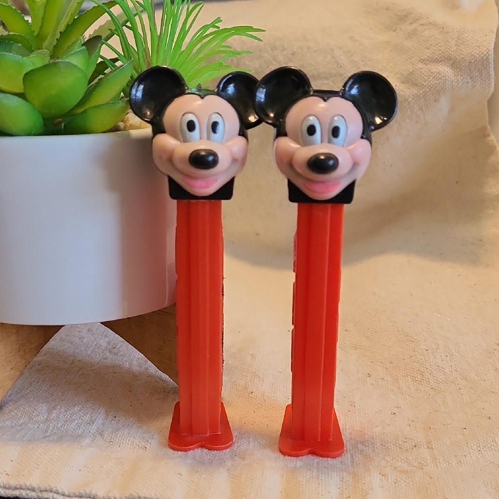 Mickey Mouse Red Candy Dispenser Red‎ and Black Pre-Owned Collectible Set of Two